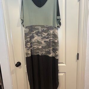 Casual Colorblock Camo Maxi Dress - Green/Black